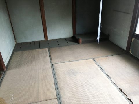 commercial 御所市中本町