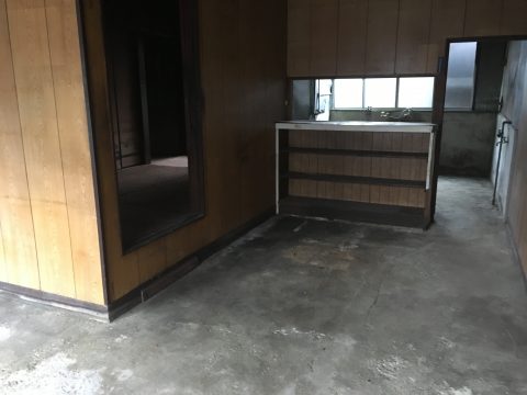 commercial 御所市中本町