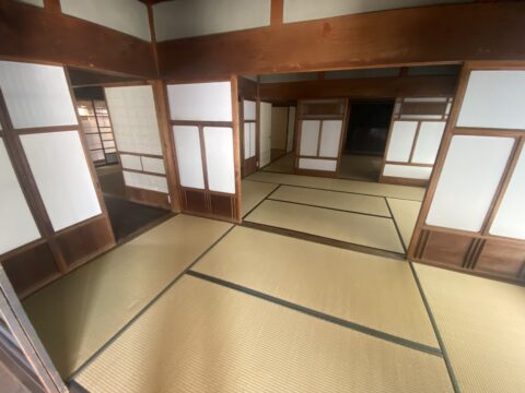 detached 御所市名柄